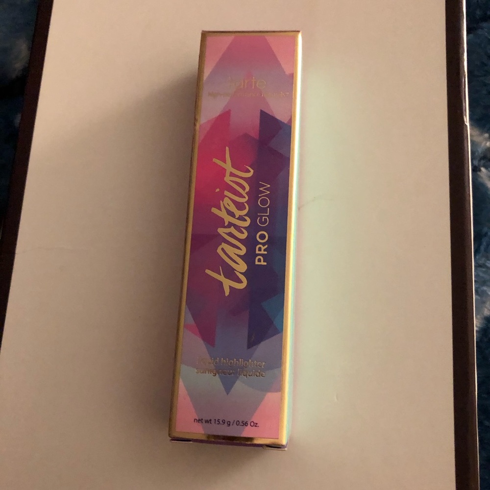 Tarteist PRO Glow Liquid Highlighter stunner